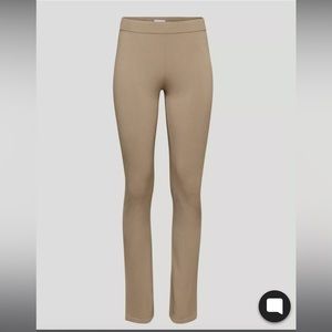 NWOT Aritzia Sunday Best Ellie Pant size 2xs Perfect Condition, Never worn
